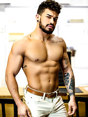 The Boss, Part 3 - Paddy O'Brian, Pietro Duarte, Ken Summers by Men image #12