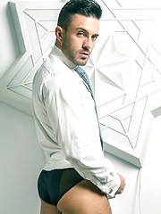 Hot muscle hunk ANDY STAR gets pounded by Super Hung VADIM ROMANOV in 