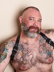 Kurt Jacobs by Hairy and Raw image #7