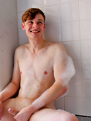 Take a bubble bath with our cute mate Lincoln Hall by Bentley Race image #6