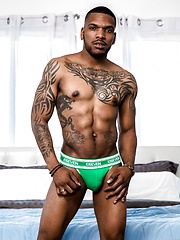 Night Prowler by Noir Male image #8