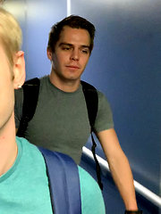 Kyle & Max's EuroTrip: England by Helix Studios image #8