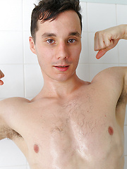Soaping up with my fit mate Ren Williams by Bentley Race image #8