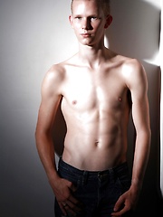 Niels  real dutch blond by Male Model image #8