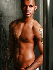 Gully want to get hot shower by Male Model image #10