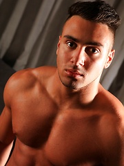 showing muscles by Male Model image #5