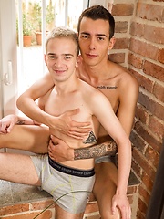 Young Alexis Tivoli and Taylor Blaze seductively kiss and fuck by BF Collection image #12