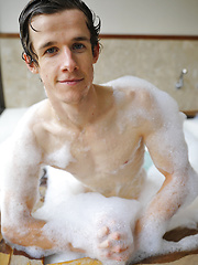 Brad Hunter's horny hot tub shoot by Bentley Race image #7