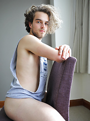 Sexy Aussie boy Reece Anderson stripping off by Bentley Race image #8