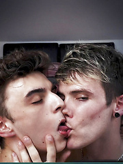 Bromo Callum, Cole, Dante Colle fuck by Bromo image #8