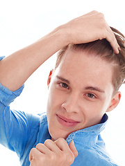 Jules Monteil solo by BelAmi Online image #7