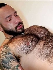 Parker Logan and Julian Torres fuck by Bareback That Hole image #10