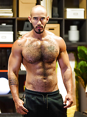Muscle bound men Enzo Rimenez & Diego Reyes fuck each other in the ass by Men image #13