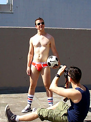 Brent Tyler\\\\\\\'s first time naked out in the city by Bentley Race image #5