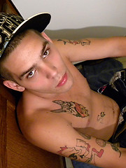 Drac Piss And Stroke by Boys Pissing image #8