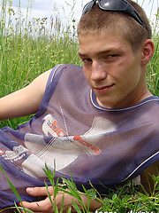 Hubert plays with his cock outdoors by Teens and Twinks image #6