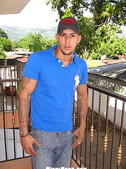 Hot latin stud Roberto by Miami Boyz image #8