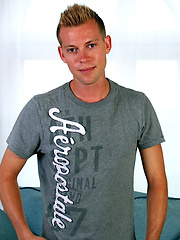 Blond twink Julien Cox by Squirtz image #7