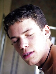 Sexy twink who loves his sex toys when he can\'t find a man to help. by Mount Equinox image #5