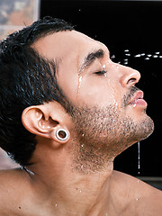Lucio Saints Dominates Ethan Rezzo by Lucas Raunch image #9