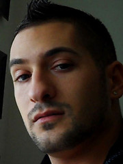 Eddie Cambio, Straight Muscle Hunk, Jerks Off on Amateur Cam by ManAvenue image #7