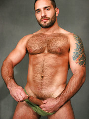 Hairy muscle man Edu Boxer by Pantheon Bear image #6