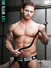 Charlie Harding Works Out Mitchell Rock with Toys by Lucas Raunch image #9