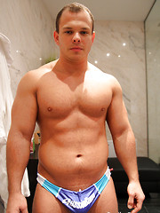 Muscle bear Dennis - Shower time by Bentley Race image #4