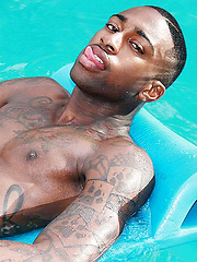 Pool plunge with Ebony muscle boy Rob by BlackNHung image #8