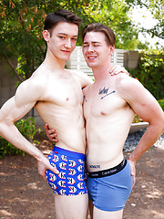 Ultra Flexible Kingsley Kross Lets Mason Skyy Tie Him Into a Pretzel And FUCK by Gayhoopla image #10