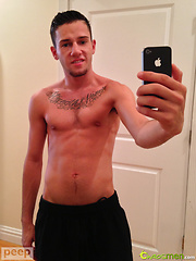 Guy with iphone masturbates by ChaosMen image #7