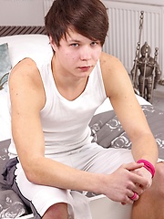 Sexy Desmond Hall blows huge load all over his chest. by BF Collection image #6