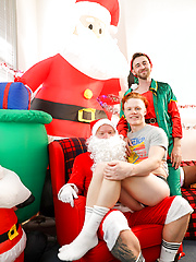 Santa Beau and Elf Eddie fuck Andy Conboi by Bentley Race image #11