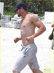 Kellan Lutz 2 by Male Stars image #6