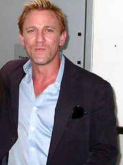 Daniel Craig by Male Stars image #5