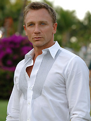Daniel Craig by Male Stars image #5