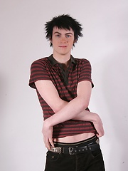 Cute twink Orlando masturbates on the picnic basket. by BF Collection image #6