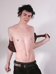 Cute twink Orlando masturbates on the picnic basket. by BF Collection image #6