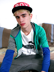 Josh Payne jacking off skinny dick by Squirtz image #7