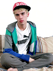 Josh Payne jacking off skinny dick by Squirtz image #7