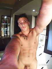 Hot muscle athlete David Vano by Gayhoopla image #8