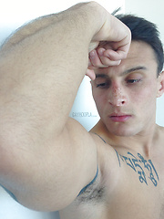 Hot muscle athlete David Vano by Gayhoopla image #8