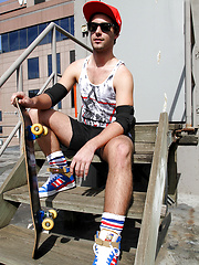 Watch me get naked on the roof - Scott Tyler by Bentley Race image #6