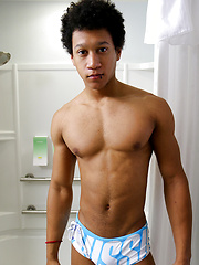 Straight mates - A long hot shower with Jay Mercer by Bentley Race image #8