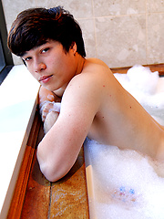 Soapy fun in the hot tub with Ryan Kai by Bentley Race image #6