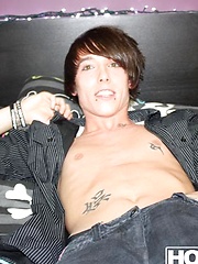 Gorgeous Emo Tantrum Desire Solo by HomoEmo image #5