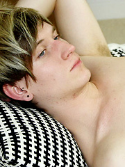 Jaymie Brooks blows his load allover himself by HomoEmo image #5