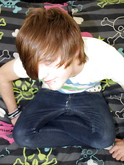 Emo Boy Tyler Jerks 5 by HomoEmo image #7