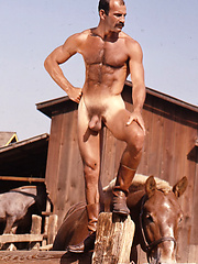Hot muscle men Mike Morris posing naked