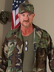 Mature officer Rex Gravis